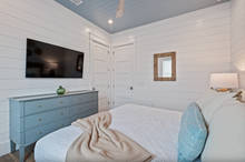 Load image into Gallery viewer, King Suite 1, Anna Maria Island Retreat (April 11-16, 2027)